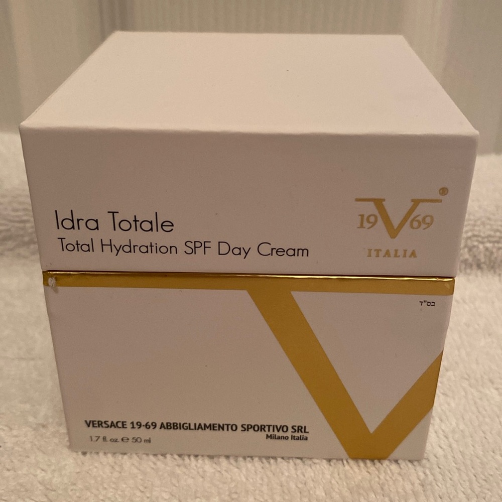 Brand New Versace 1969 Italia Total Hydration SPF Day Cream…1.7 fl oz